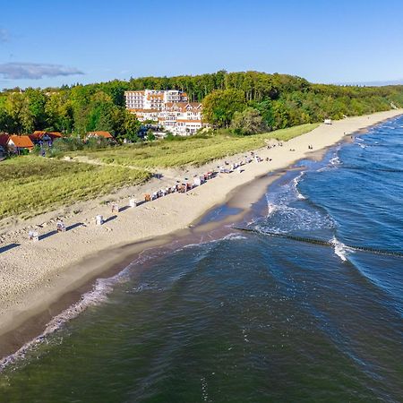 Strandhotel Seerose Kolpinsee Exterior photo